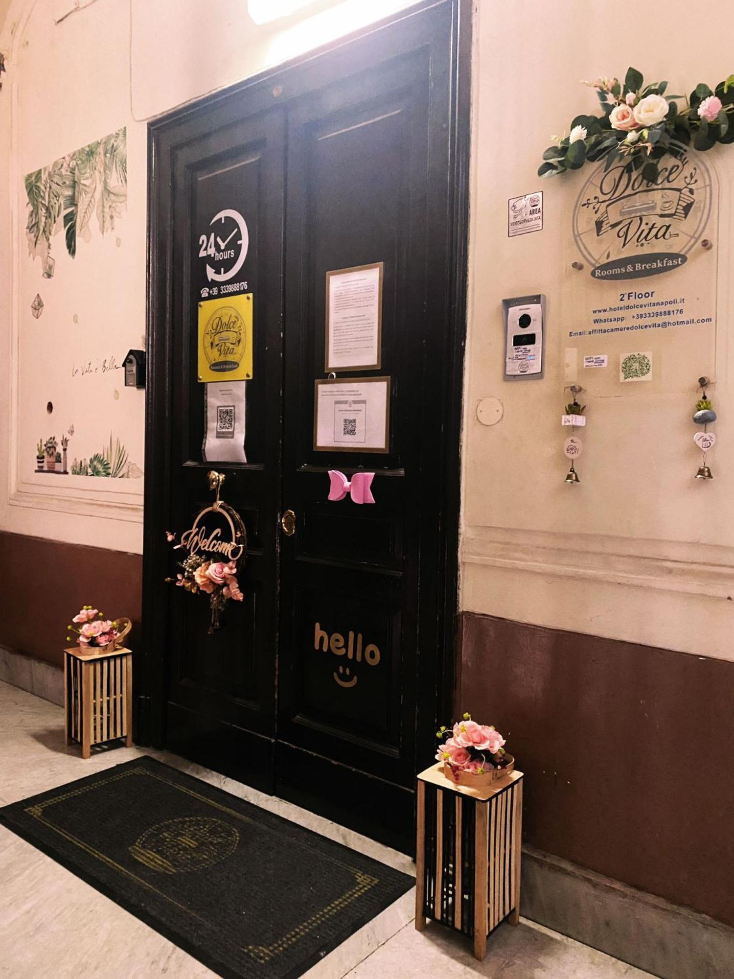 נאפולי Dolce Vita Rooms מראה חיצוני תמונה