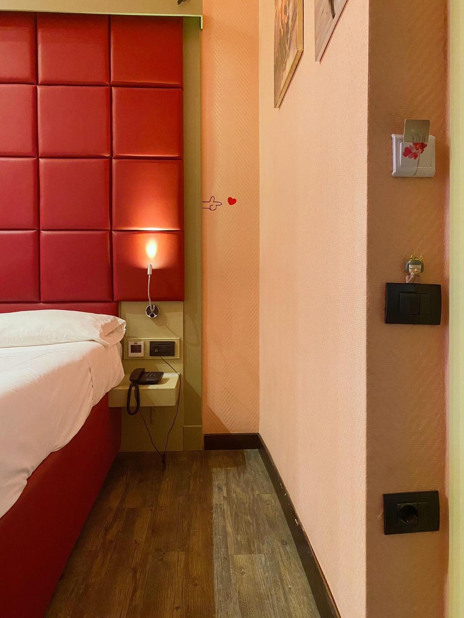 נאפולי Dolce Vita Rooms מראה חיצוני תמונה